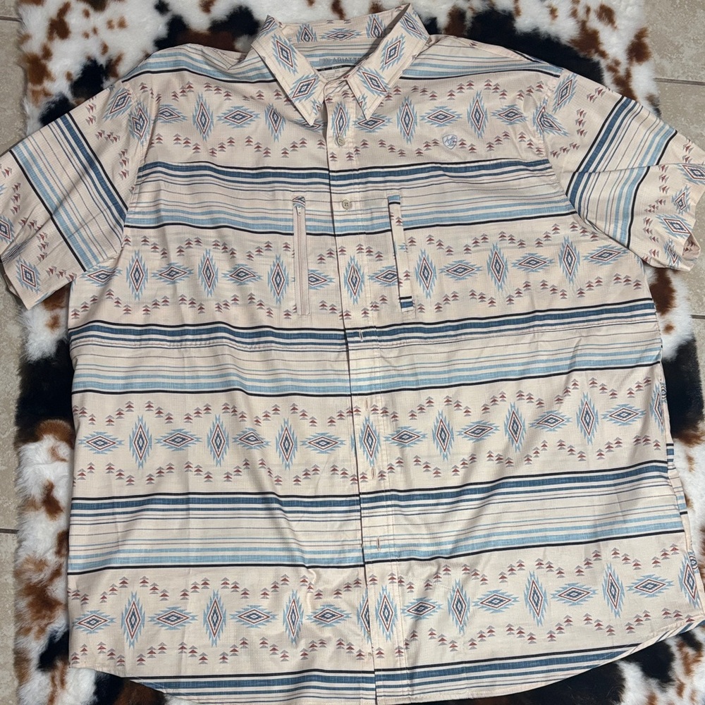 Ariat Men's Cream and Blue Patterned Button Down Shirt